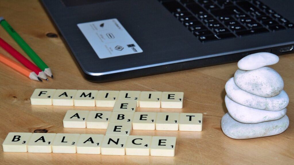 Télécharger le formulaire renouvellement titre de séjour vie privée et familiale PDF gratuit